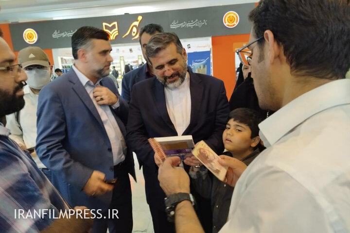 تاکید وزیر ارشاد بر ساخت سریال از ادبیات غنی انقلاب اسلامی